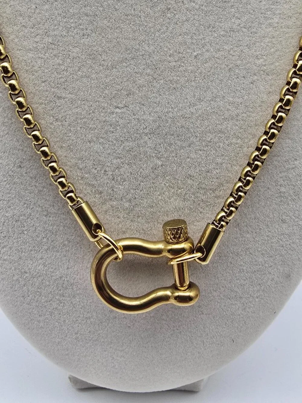 Horse Show Style Stainless Steel Chain with Authentic Louis Vuitton Padlock